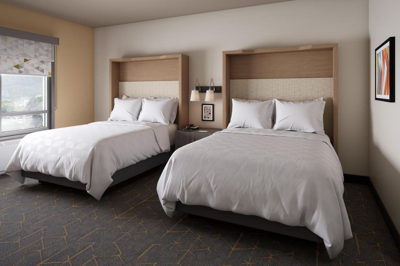 Holiday Inn - Long Island - Islip Arpt East By Ihg Holtsville Exterior foto